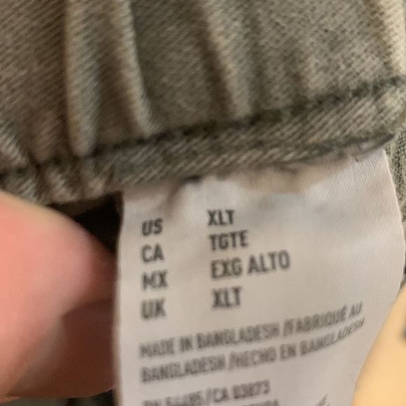 American Eagle Joggers - Picture 5 of 5